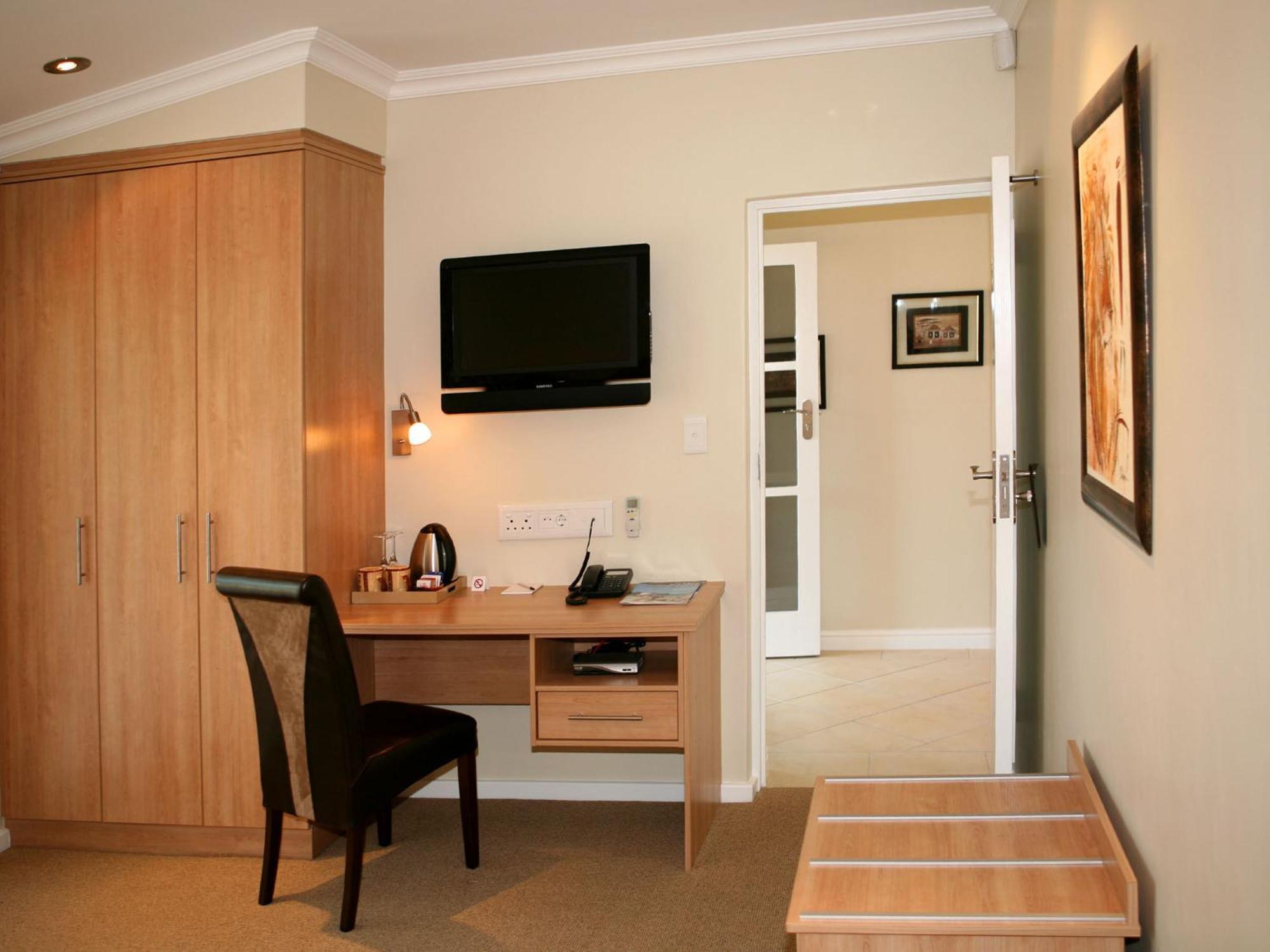 Hajos Lodge Kaapstad Buitenkant foto